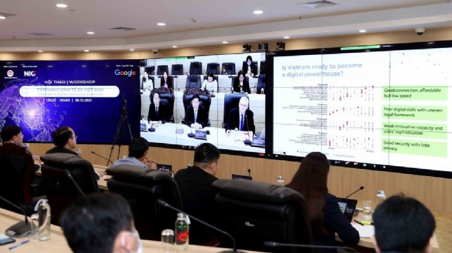 Digital Technology Projected to Earn US$74 Bln for Vietnam by 2030: Seminar