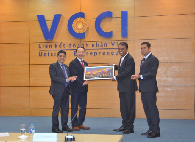 Vietnam, Nepal Aim for Stronger Business Ties