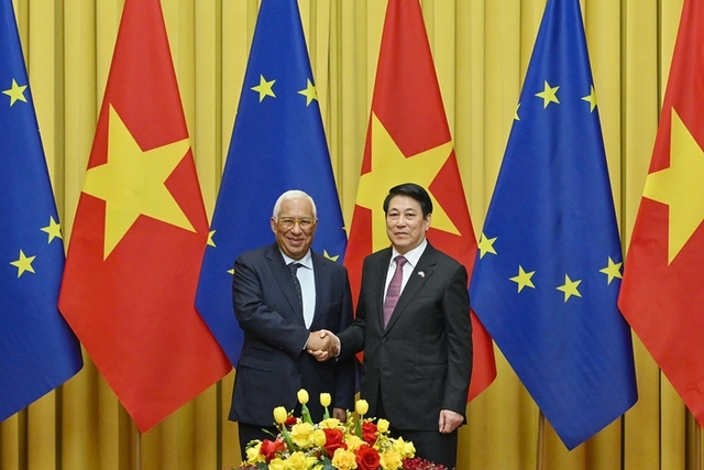State President Luong Cuong Holds Talks with EC President António Costa