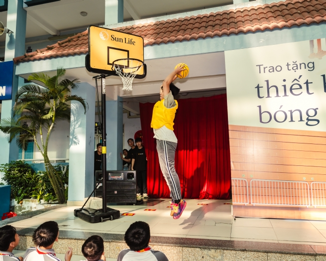 Sun Life Affirms Long-Term Commitment to Youth Wellbeing with Hoops + Health 2026