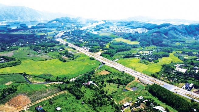 Boosting Regional Connectivity to Unlock Vietnam’s Industrial Growth